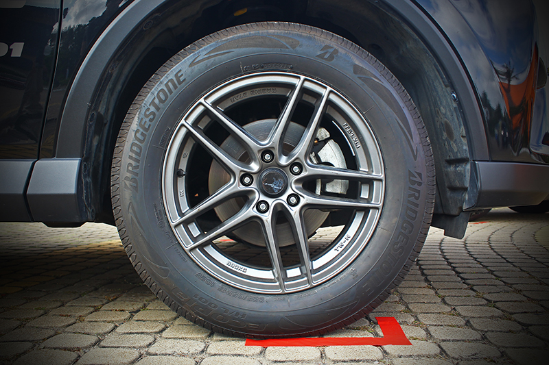 Ecopia H/L001是Bridgestone用以接替EP850而來的全新SUV用胎。