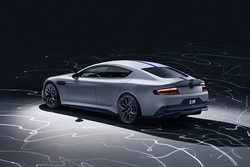 Rapide E維持現行Aston Martin家族設計,不過空氣力學表現則比Rapide改善8%。