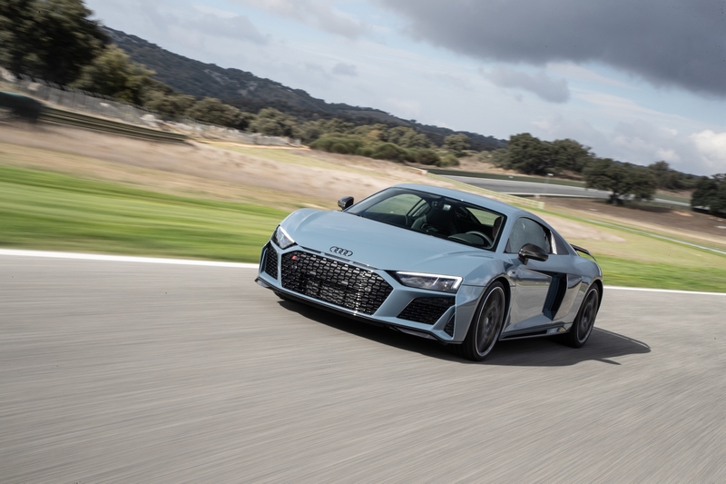 Audi R8 Performance(5.2升V10引擎620hp/59.1kgm)
