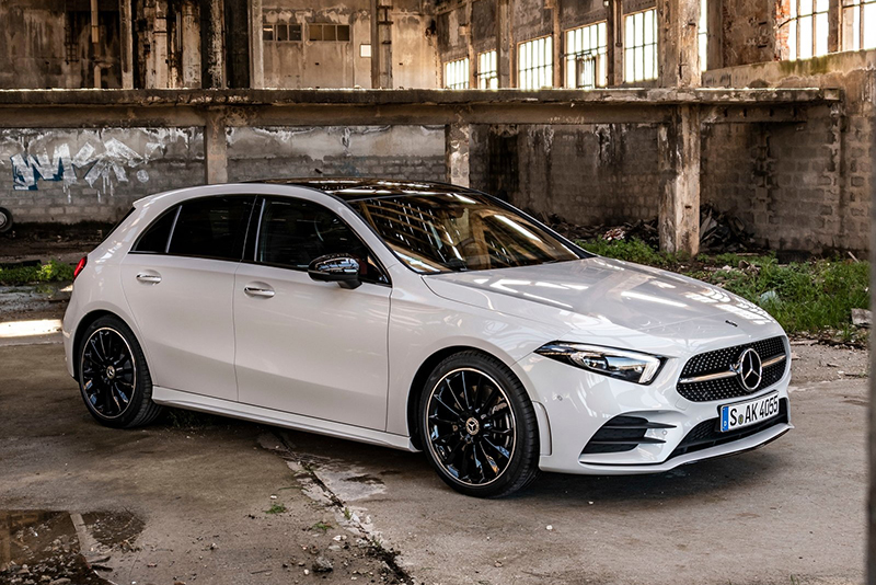 諸如Mercedes-Benz A-Class這種極具魅力的入門豪華產品,也是讓市場更加難以預測的原因。