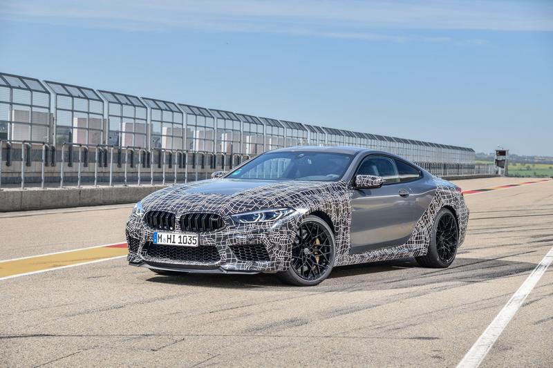 M8預計搭載4.4升V8渦輪引擎,動力預估上看600hp。