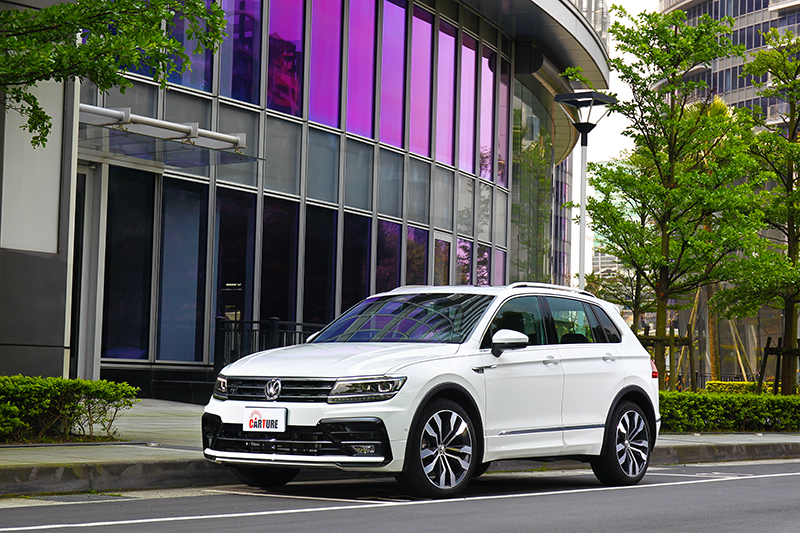  有了IQ.Drive考試都考一百分了，Volkswagen Tiguan 380 TSI R-Line Performance試駕 