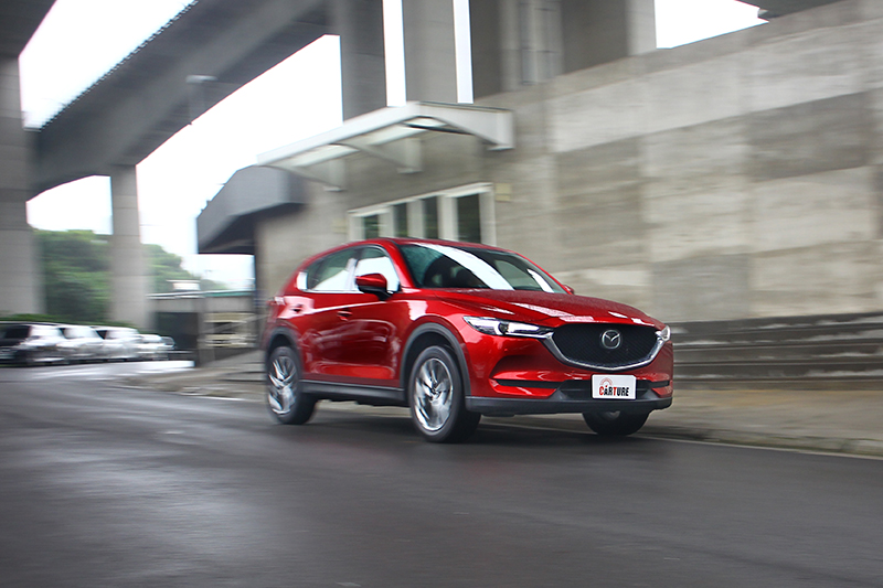 如果你希望帶給摯愛家人最闊綽閒適的環境與心境,那麼MAZDA CX-5 或許會是最理想的選擇。