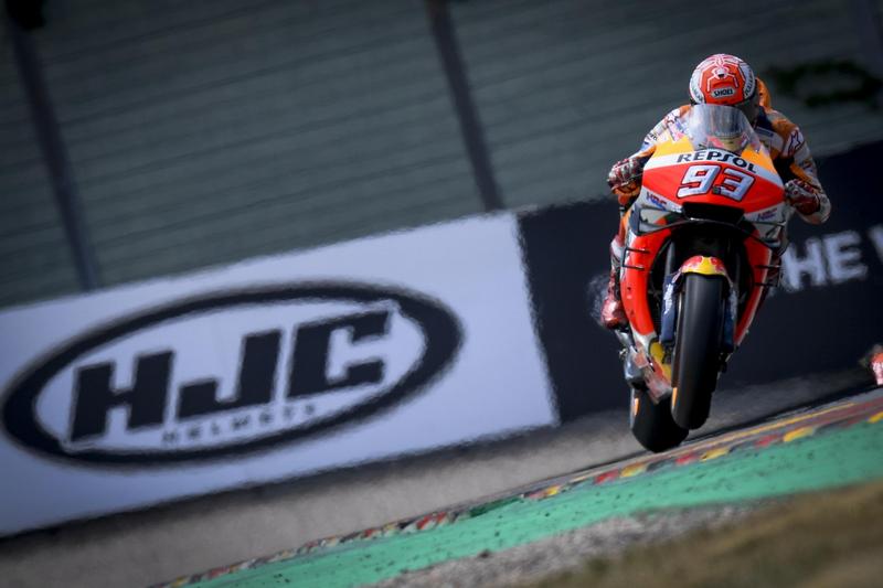 Marquez,每次都一人獨跑不無聊嗎?你知道贊助商沒畫面嘛。