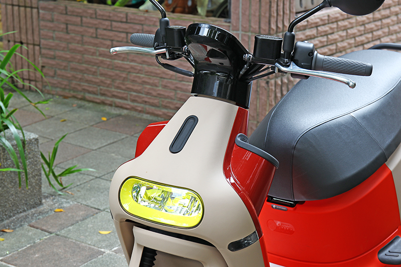 Gogoro 3車頭造型初看頗讓人震驚,更有不少網友對它有許多形容詞。