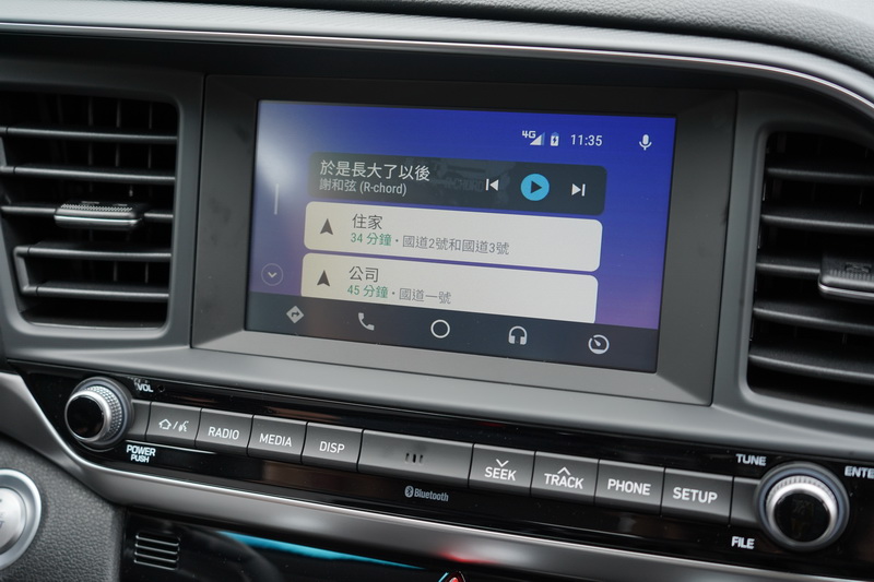 試駕車裝配7吋觸控式多媒體螢幕,支援時下流行的Apple Carplay及Android Auto功能