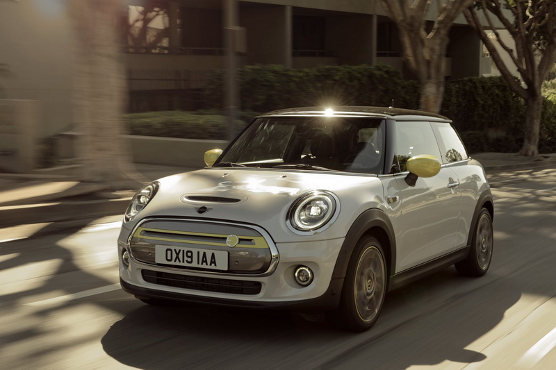  純電時尚玩家報到! MINI Cooper SE規格全揭露! 