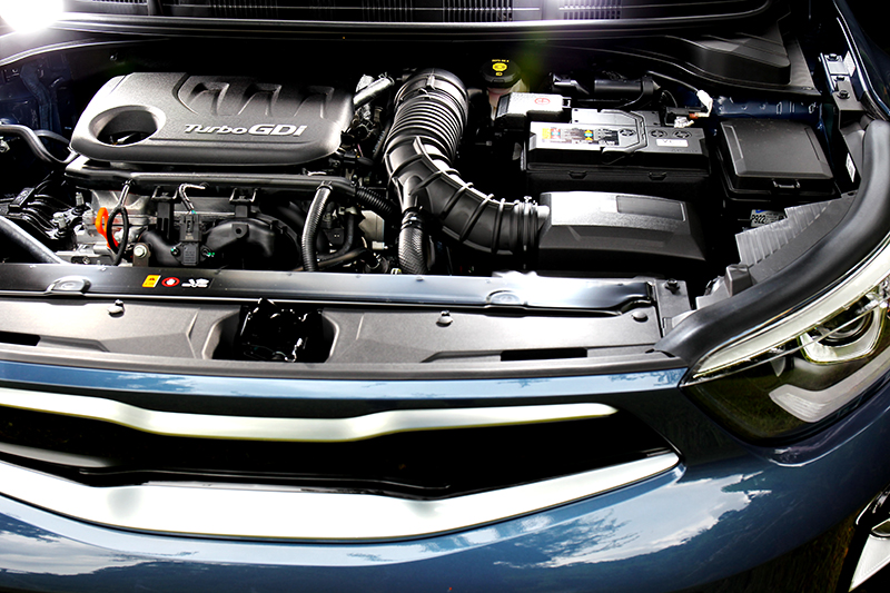 1.0升三缸120hp/17.5kgm動力,在節省稅金同時也兼顧性能實用性。