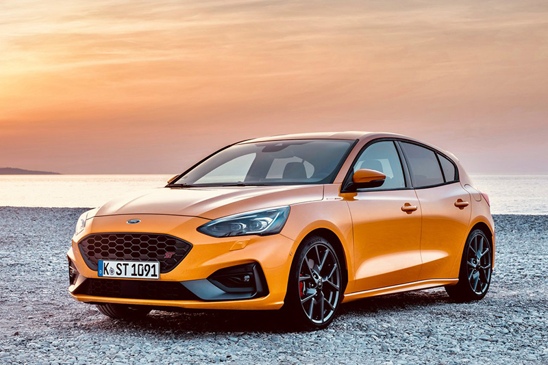 現行款Focus ST。