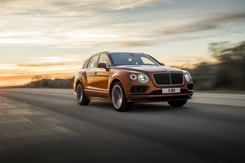 Bentley Bentayga Speed搭載6.0升W12渦輪引擎,最大動力626hp/91.7kgm。