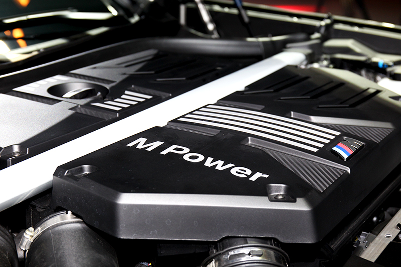 X3 M擁有480hp/61.2kgm動力,X4 M Competition則為510hp/61.2kgm。