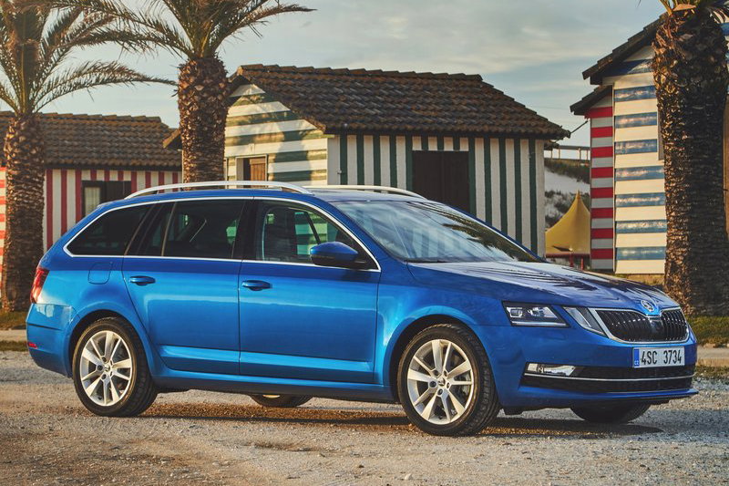 如今最容易入手的標準尺碼旅行車,則由要價百萬左右起跳的Skoda Octavia Combi擔當。