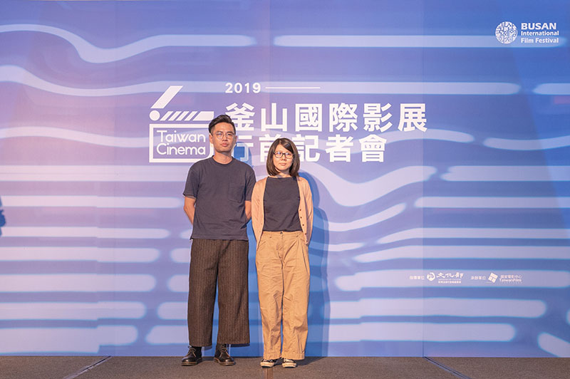 左起:《一家子兒咕咕叫》導演詹京霖、製片林怡伶