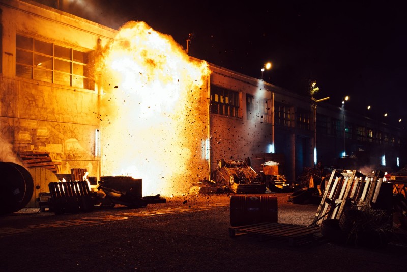 爆破畫面
