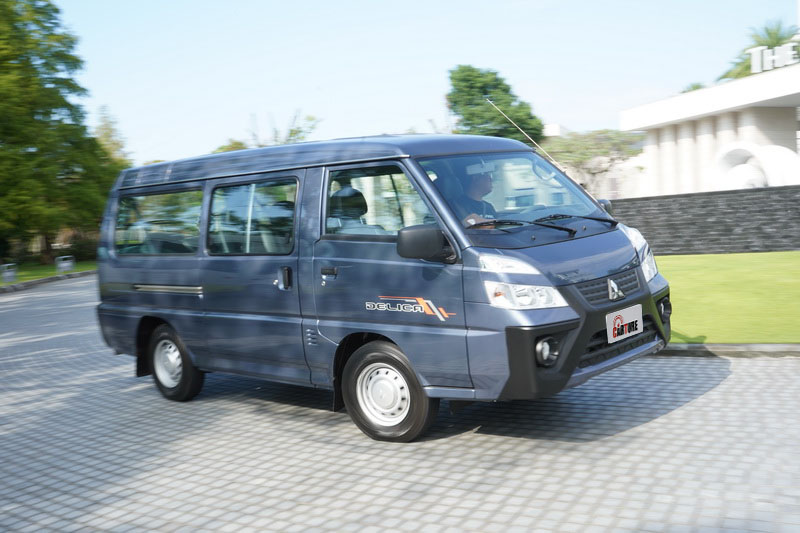 商車設定並非像轎車般沉穩,一般道路行駛建議還是保守為上