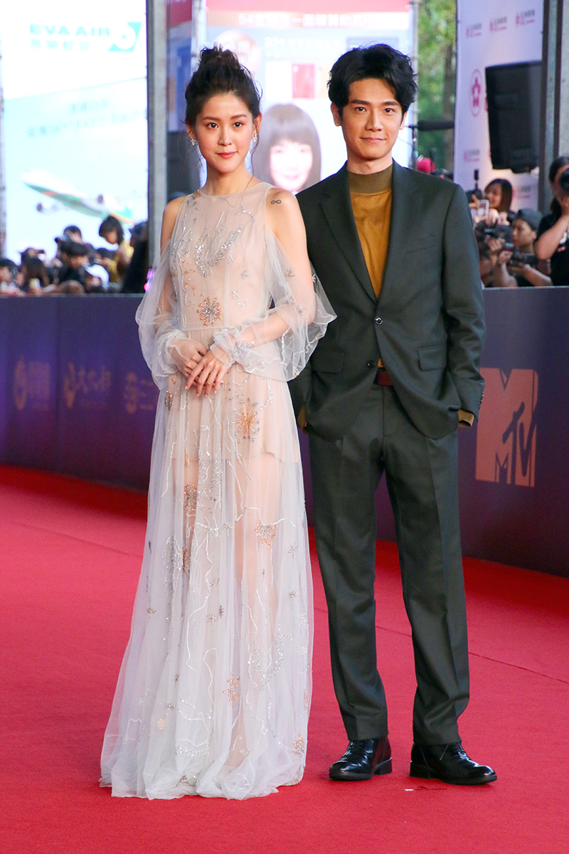 李婕〈李聿安〉、張行。