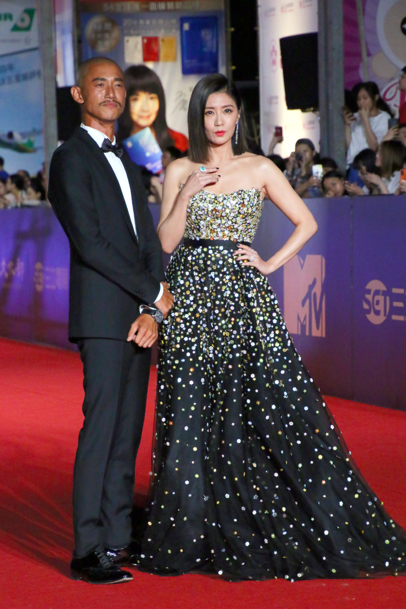 吳慷仁、賈靜雯。