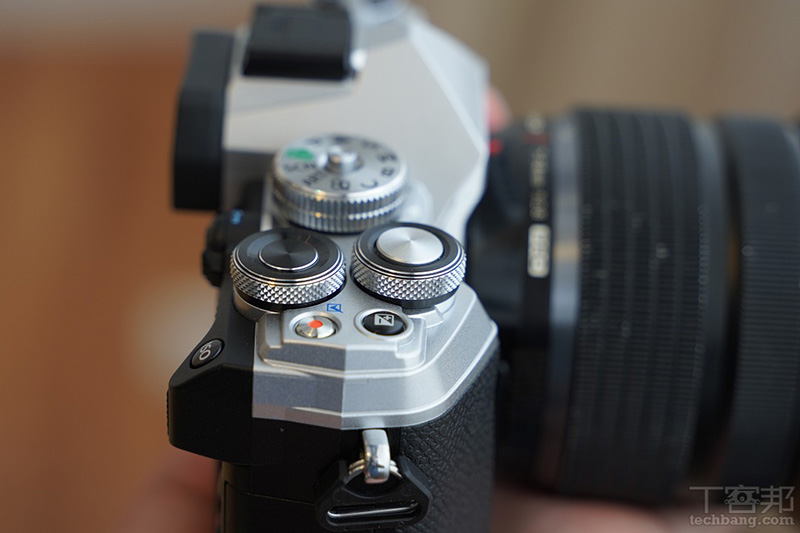 對焦功能看齊e M1 Mark Ii 水準 睽違四年的olympus Om D E M5 Mark Iii 問世 Carture 車勢文化