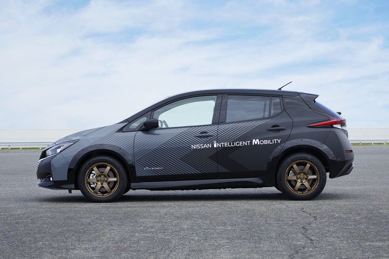 高性能車型是以Leaf+為基礎進行調校。