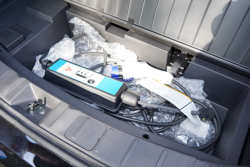 PHEV亦可像一般電動車透過充電方式進行補充電能的動作