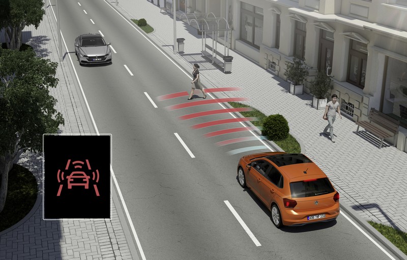 2020年式Polo全車系標配IQ.Drive智能駕駛輔助系統。