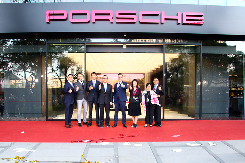  創新展售型態又一彈，全新Porsche Studio都會概念店於桃園盛大開幕，Porsche 935與919 Hybrid連袂現身！ 