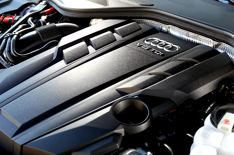 所搭載的3.0升V6柴油引擎具有286hp/61.2kgm動力。