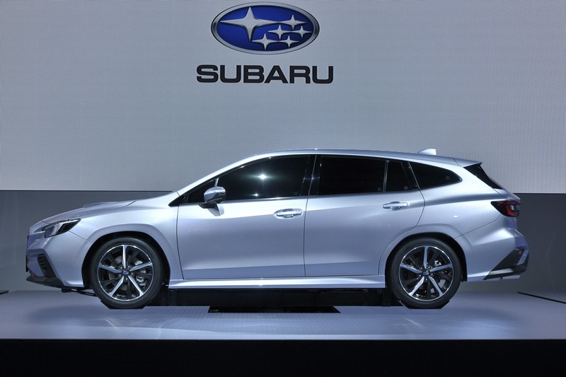 動力規格則是搭載1.8升渦輪引擎,Levorg STI Sport不之動力是否會有所提升。