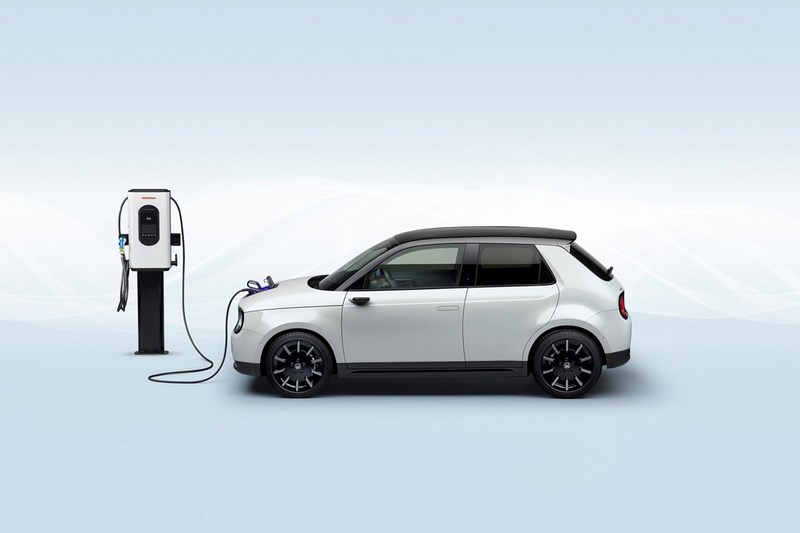 電動車仍會持續研發,並於2022年推出多款電動車。