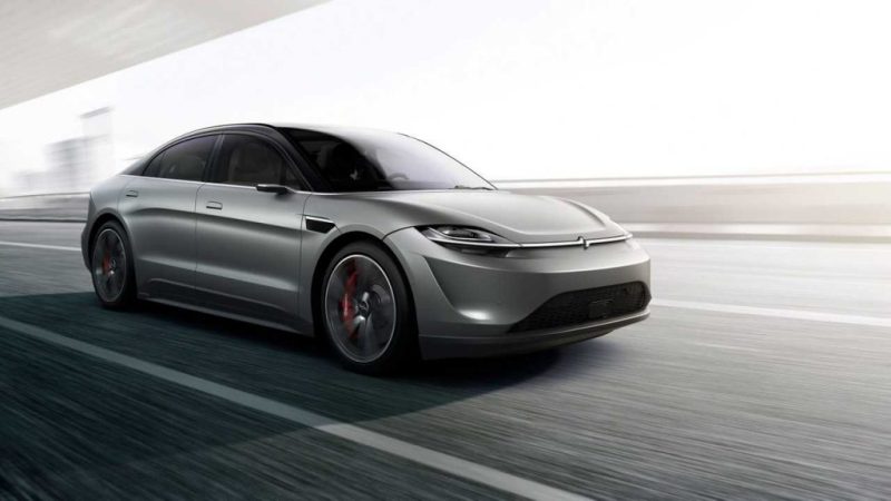 Vision-S Concept採用純電動力系統。