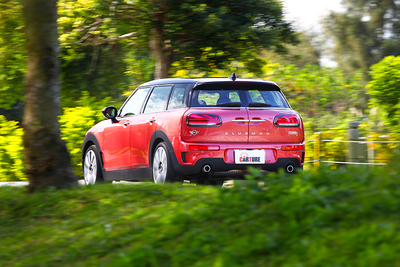 更為舒適的行路感但不失操控樂趣,Mini Cooper S Clubman更貼近多數消費者的胃口。