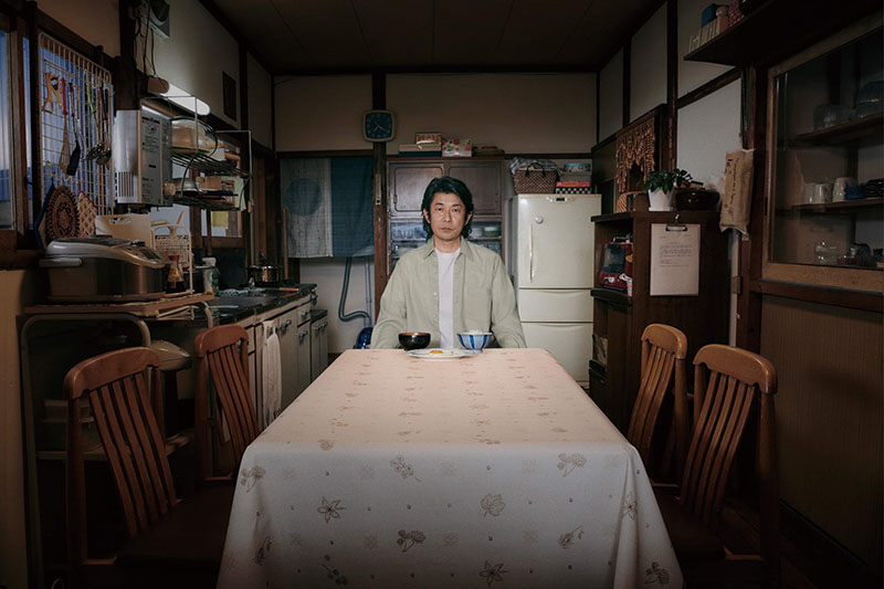 電影《最初的晚餐》中日本奧斯卡影帝被原著劇本深深吸引,演出片中父親一角。