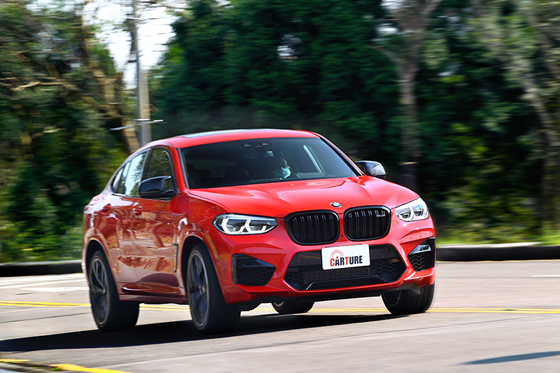 X4M Competition除了有高性能,更有著均衡隨心所欲的操駕樂趣。