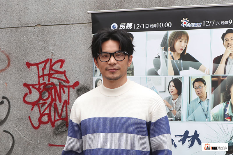 《鏡子森林》中姚淳耀飛車衝撞砂石車搏命演出