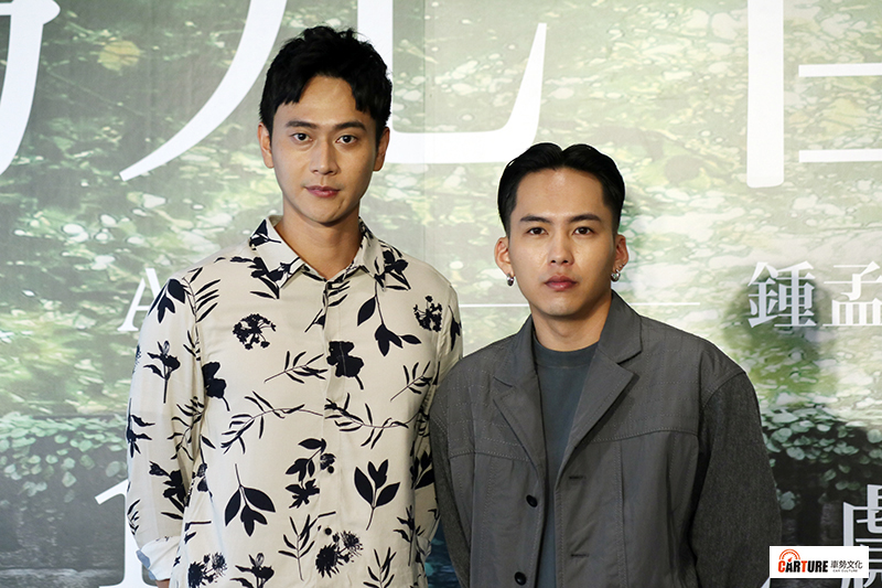 劉冠廷(左)以電影《陽光普照》菜頭一角奪得第56屆金馬獎最佳男配角獎殊榮。