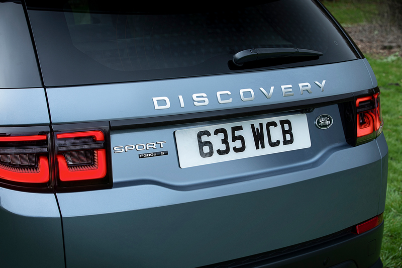 Land Rover發表了Evoque P300e與Discovery Sport P300e插電式油電車型。