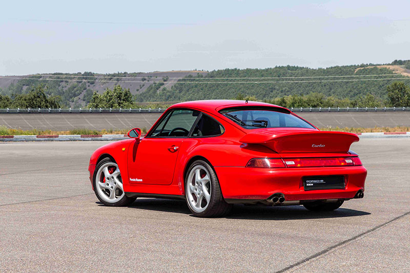 電影《驚天動地60秒》(Gone in 60 Seconds)中的保時捷911 Turbo(Type 993)。