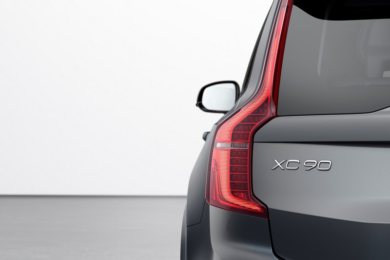 照Vovlo規畫與先前報導,可以猜測XC90將會在2022年推出。