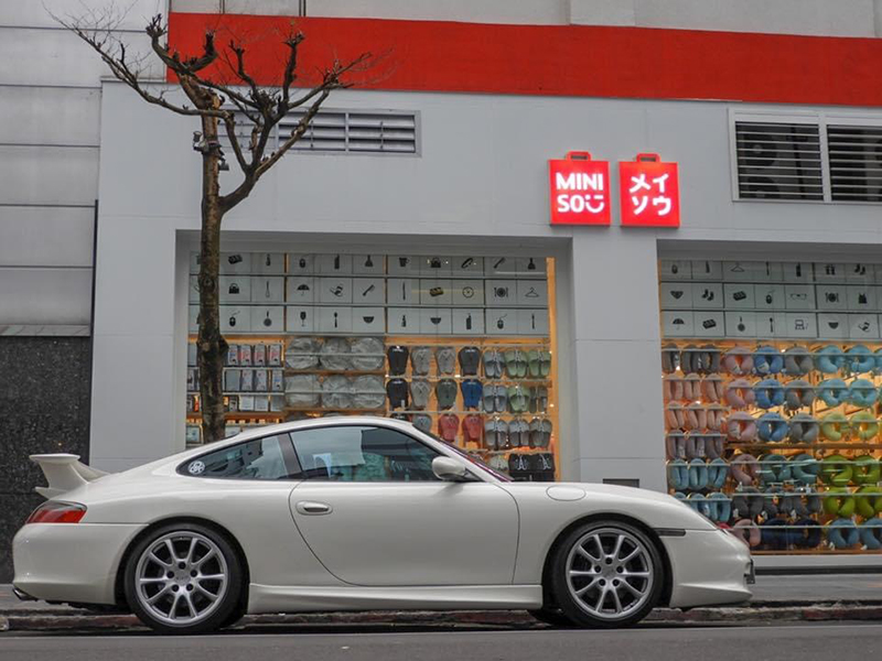 陳熙之車庫裡愛駒之一 996 Carrera 配GT3套件。/陳熙之提供