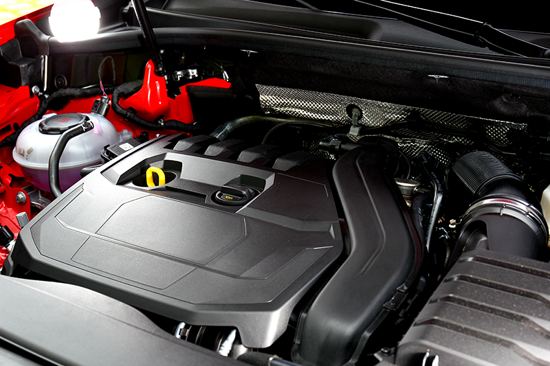 1.5升渦輪引擎具有150hp/25.5kgm輸出,且還有額外配置48V輕油電。
