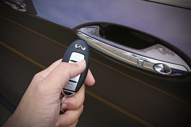 QX50還配有遙控啟動引擎功能,就算人在車外也能隨時發動引擎開啟空調。