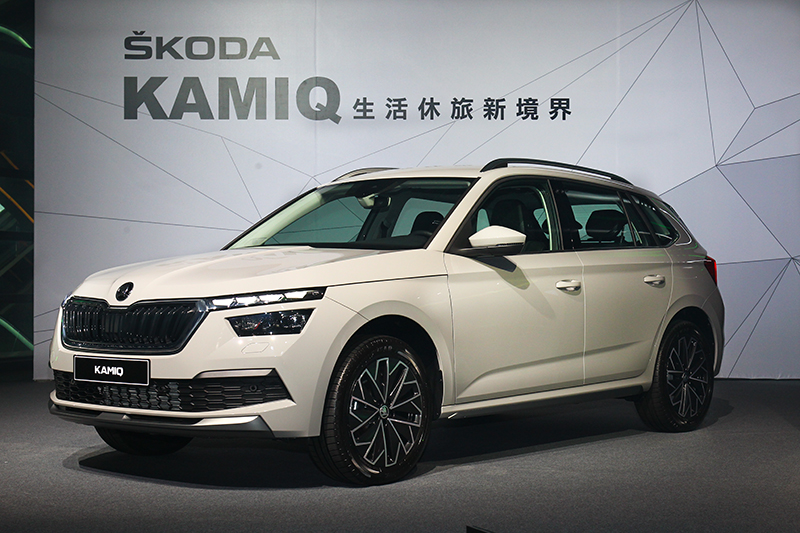 Kamiq全車系標配LED頭燈。