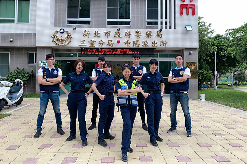 祈錦鈅擔任新北市政府警察局宣導代言人,KUSO 反毒健康操。