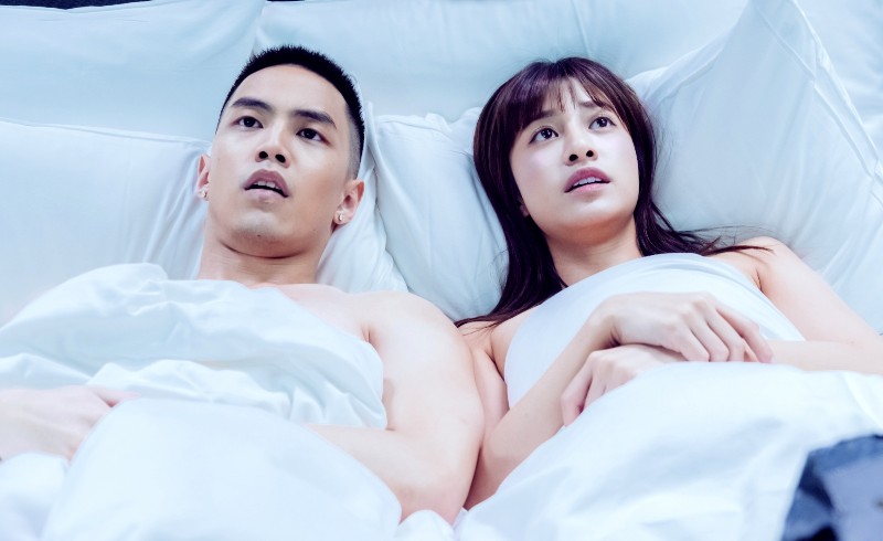 《我的青春沒在怕》陳敬宣(右起)、徐謀俊敬業演出激吻床戲,第二次合作很放心