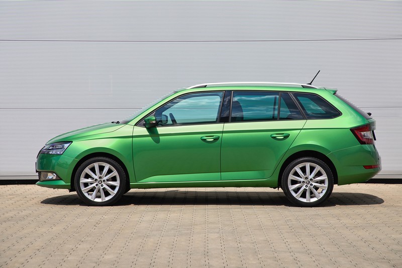 以現今休旅車趨勢來看,降低了新世代Fabia Combi可能性。