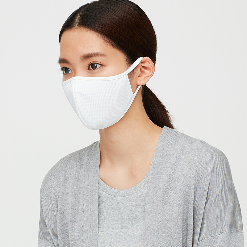AIRism 口罩(3入組)_NT$390。