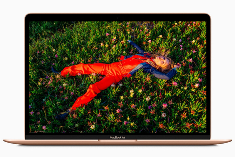 支援 P3 廣色域使 MacBook Air 上的 Retina 顯示器更加鮮明逼真。