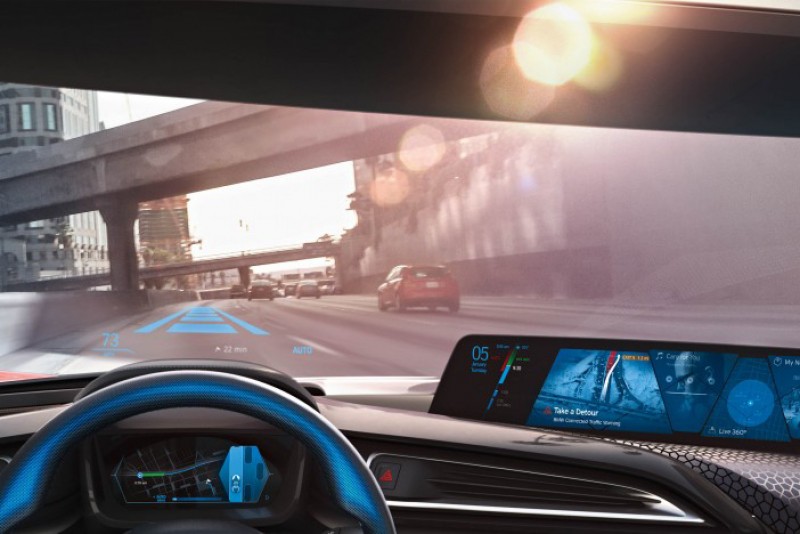 現今許多車款都已有配備半自動駕駛功能,但IIHS研究卻指出這一點都不安全!