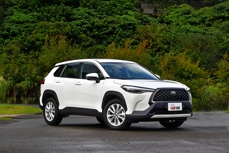 Corolla Cross挾著品牌首款國產SUV及更具競爭力的價格優勢下,上市首月即銷售超過3,500輛的驚人銷量