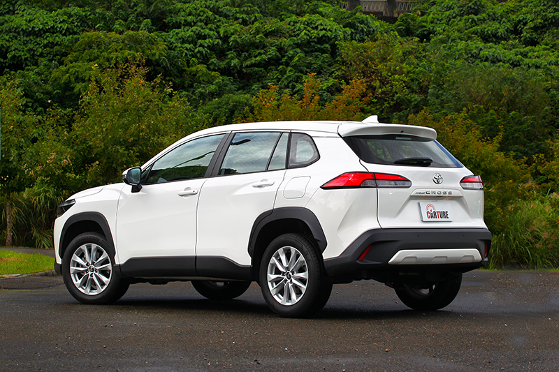 Corolla Cross其2,640mm軸距最短,在後座腿部空間上與Sienta共同拿下最末位